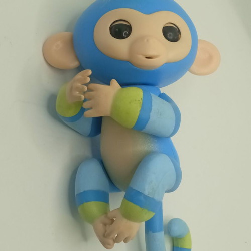 WowWee Fingerlings Baby Monkey interactive toy used