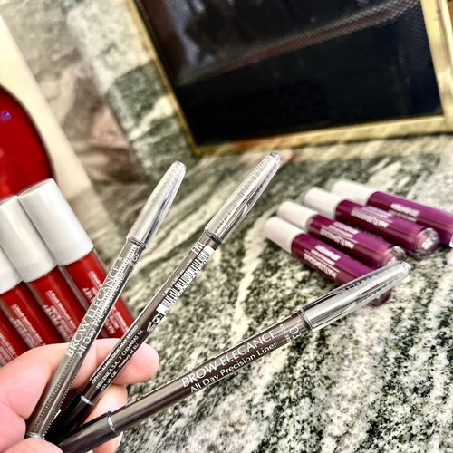 Seventeen Set new, sealed makeup collection with lip color and brow pencils