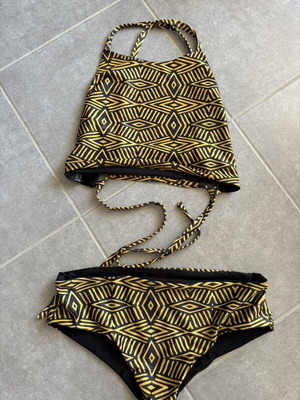 Kado Handmade Reversible Swimsuit Like New by Badila