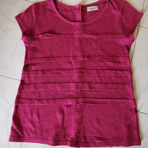 Pull & Bear pink short-sleeve top like new with buttons on back