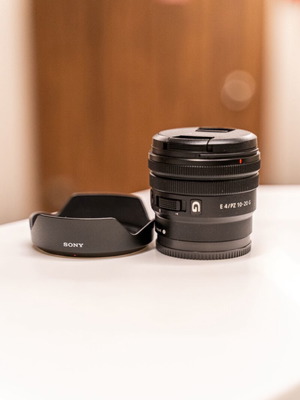 Sony E PZ 10-20mm f/4 G wide-angle lens