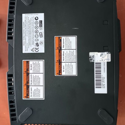 Xbox Original console like new with controller and cables