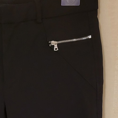 Zara low-rise pants used, size medium, with zipper pockets