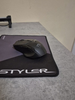 Mouse used with mini mousepad