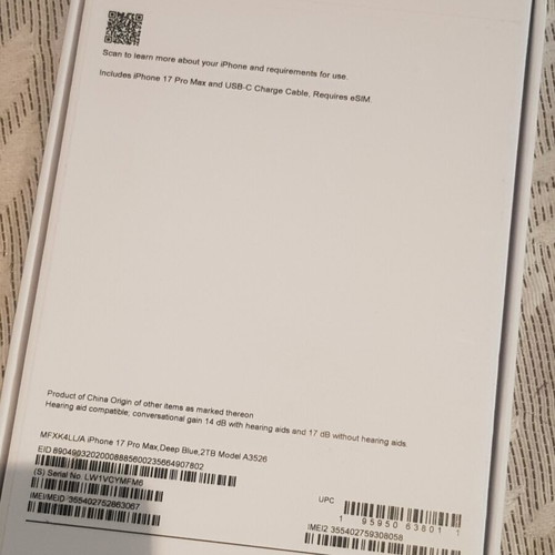 iPhone 17 Pro Max deep blue