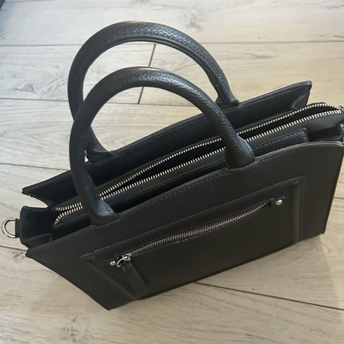 Stradivarius black handbag like new