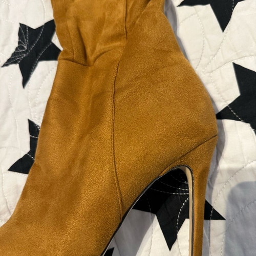 High boots over the knee like new, orange, size 39