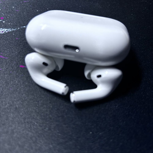 Apple AirPods Pro gen1 used with defect