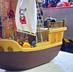 Pirate ship like new