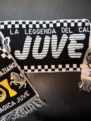 90’s Juventus Scarf