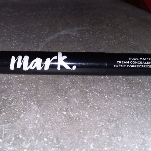 Makeup brush dual-ended and concealer stick new, pack of 2 Avoncosmetics