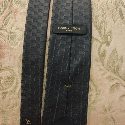 Louis Vuitton Damier Silk Tie like new, brown and anthracite