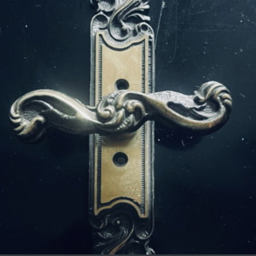 Bronze rotating door handle, 19x10cm