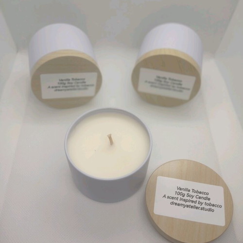 Handmade soy candle with vanilla tobacco scent like new