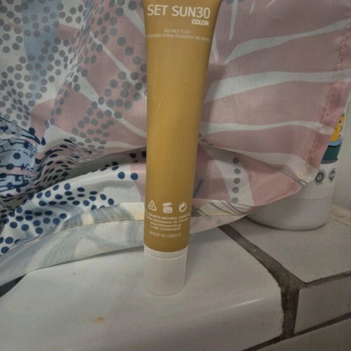 Little Secrets Set Sun30 Color 365 Face Fluid Sunscreen 50ml new