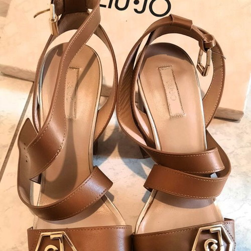 Liu Jo Hebe 14 sandals like new, calf leather, size 41, nut color