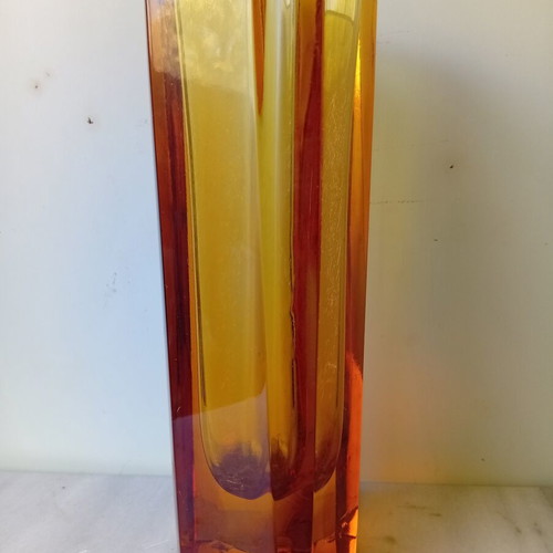 Murano vase used, faceted 18 cm