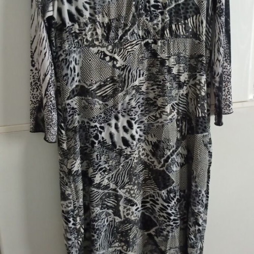 Dress leopard pattern black and white XL like new