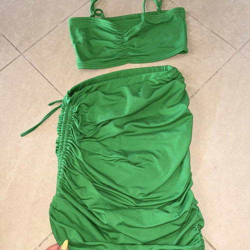 Small green fashion set, brand new
