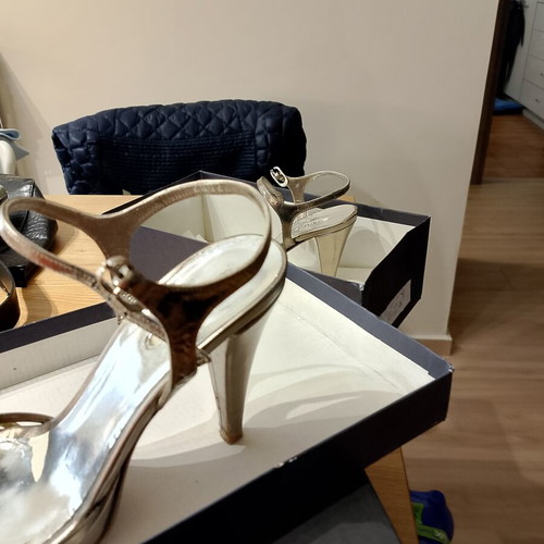 Som.mits pumps size 36 used