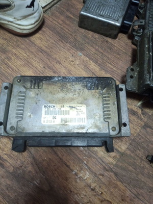 Peugeot 206 1.6i computer used