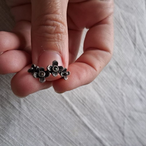 925 Silver Ring used with flowers and strass decoration
