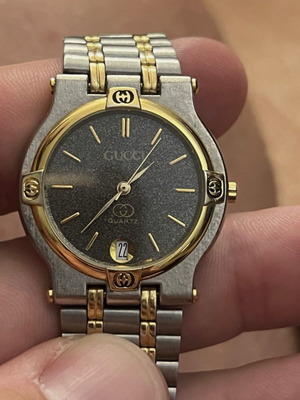 Gucci vintage watch excellent condition, not working