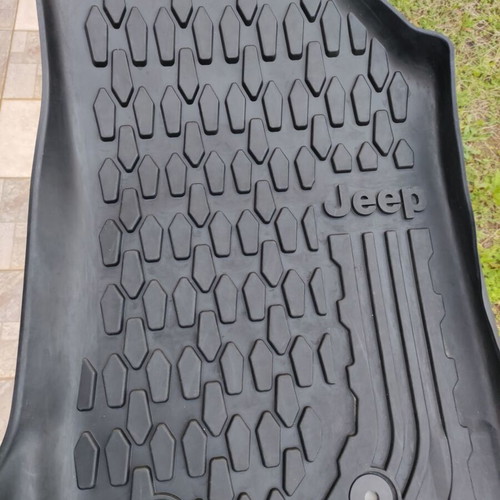 Jeep All-Weather Floor Mats for Jeep Compass 2017-2026 like new