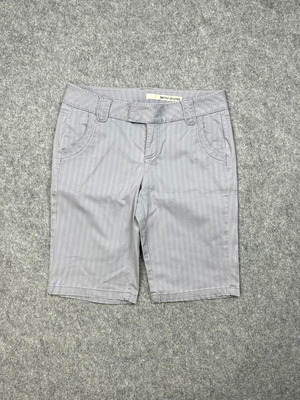 DKNY chino shorts used, size 6, gray casual