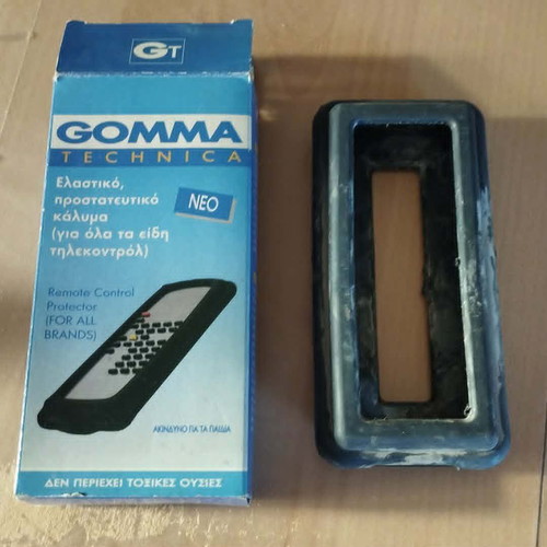Universal Small Elastic Rubber Remote Control Cover Made in Italy