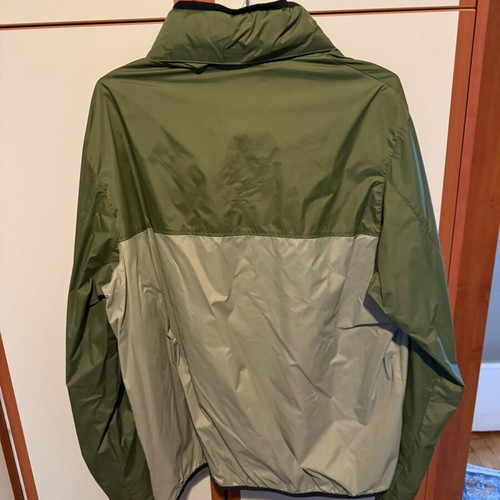 Napapijri Windbreaker size L like new, green