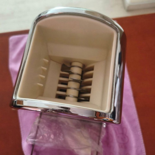 Hendi ice crusher manual with stainless steel blades and scoop