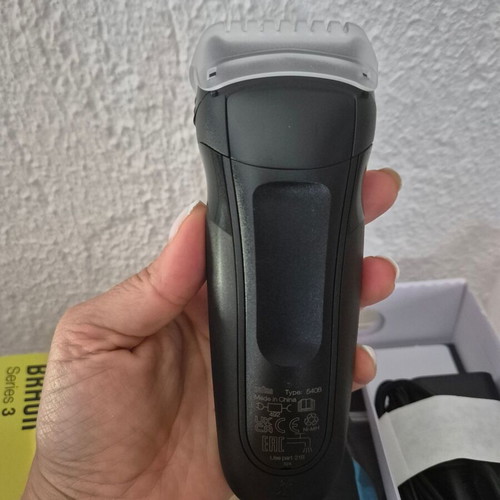 Braun Series 3 shaver new, waterproof, triple action cutting system
