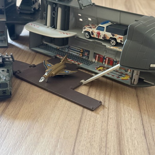 Vintage Micro Machines Galoob Orion J-22 Submarine Base like new