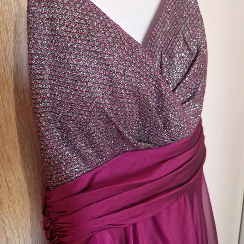 Evening dress purple like new with glitter and lace-up back