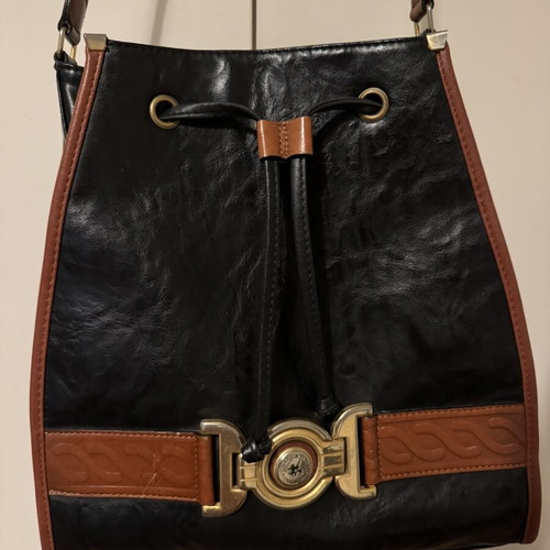 Bartuggi vintage leather shoulder bag black with brown details and gold buckle like new
