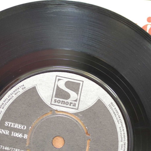 Nora Valsami Anadyomeni & Kontesina Klailia 7'' vinyl used, entechno