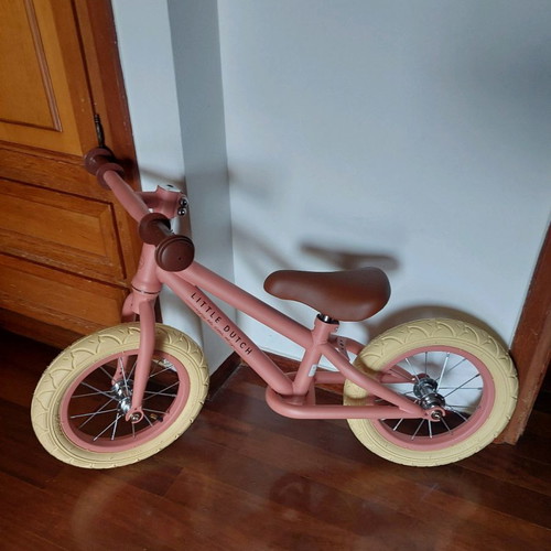 Little Dutch balance bike used for children over 2 years