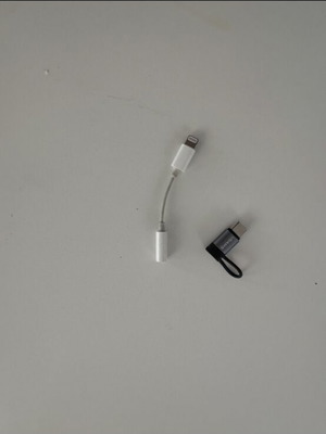 Lightning Apple to type-C adapter like new