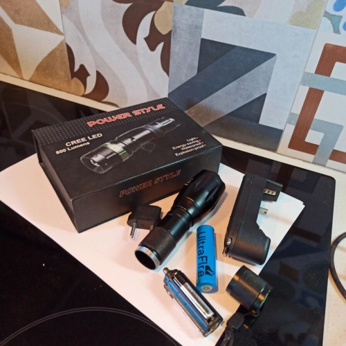 Power Style flashlight like new