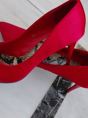 Red satin women's pumps size 38