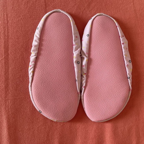Slipstop anti-slip slippers like new, sizes 26-28 and 34-36