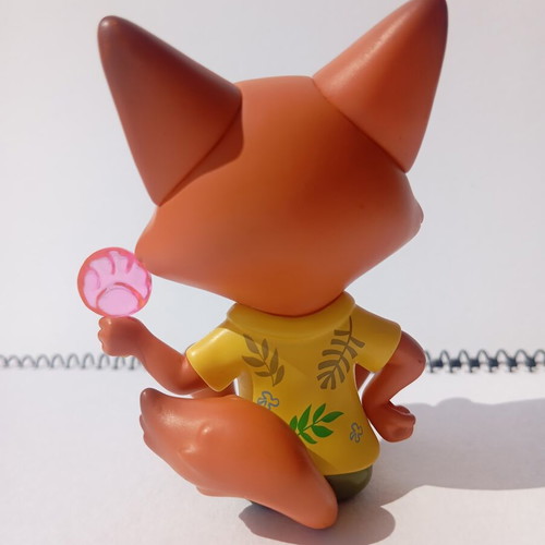 MINISO Disney Zootopia Nick Wilde figure, 7.5 cm