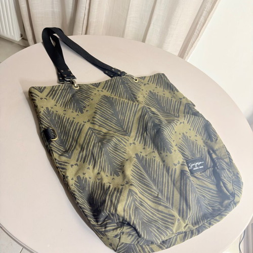 Seayousoon shoulder bag used, black and gold