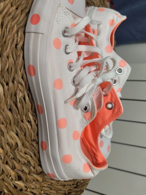 Converse women's sneakers like new, size 39, white and orange
