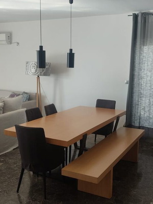 Oak dining table with 4 chairs and oak bench like new