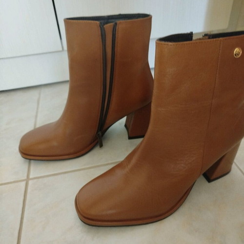 Women's ankle boots new size 39 leather brown