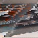  Ραπτομηχανή SINGER , Made in USA ,μάλλον εποχής 20'- 30' και μάλλον για δέρματα .