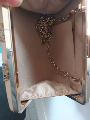 Lynne hand bag used with small defect