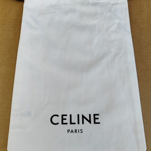 Celine Dustbag like new, 35 x 25 cm